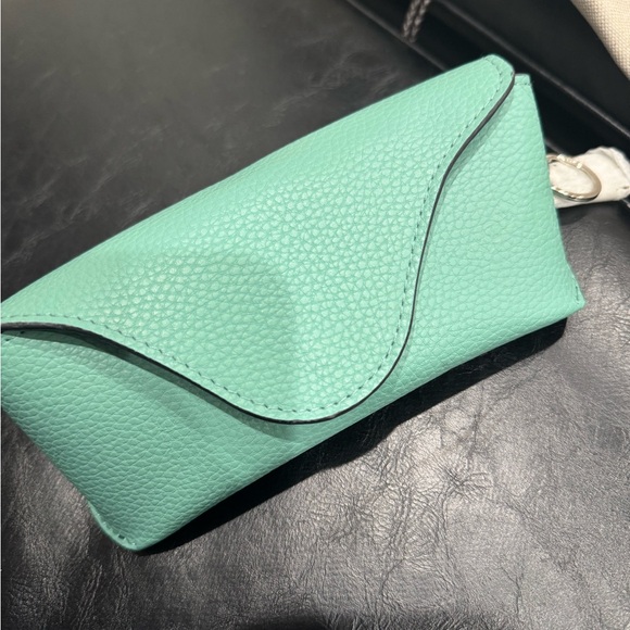 Loewe Mint Green Leather sunglasses case - Picture 2 of 4